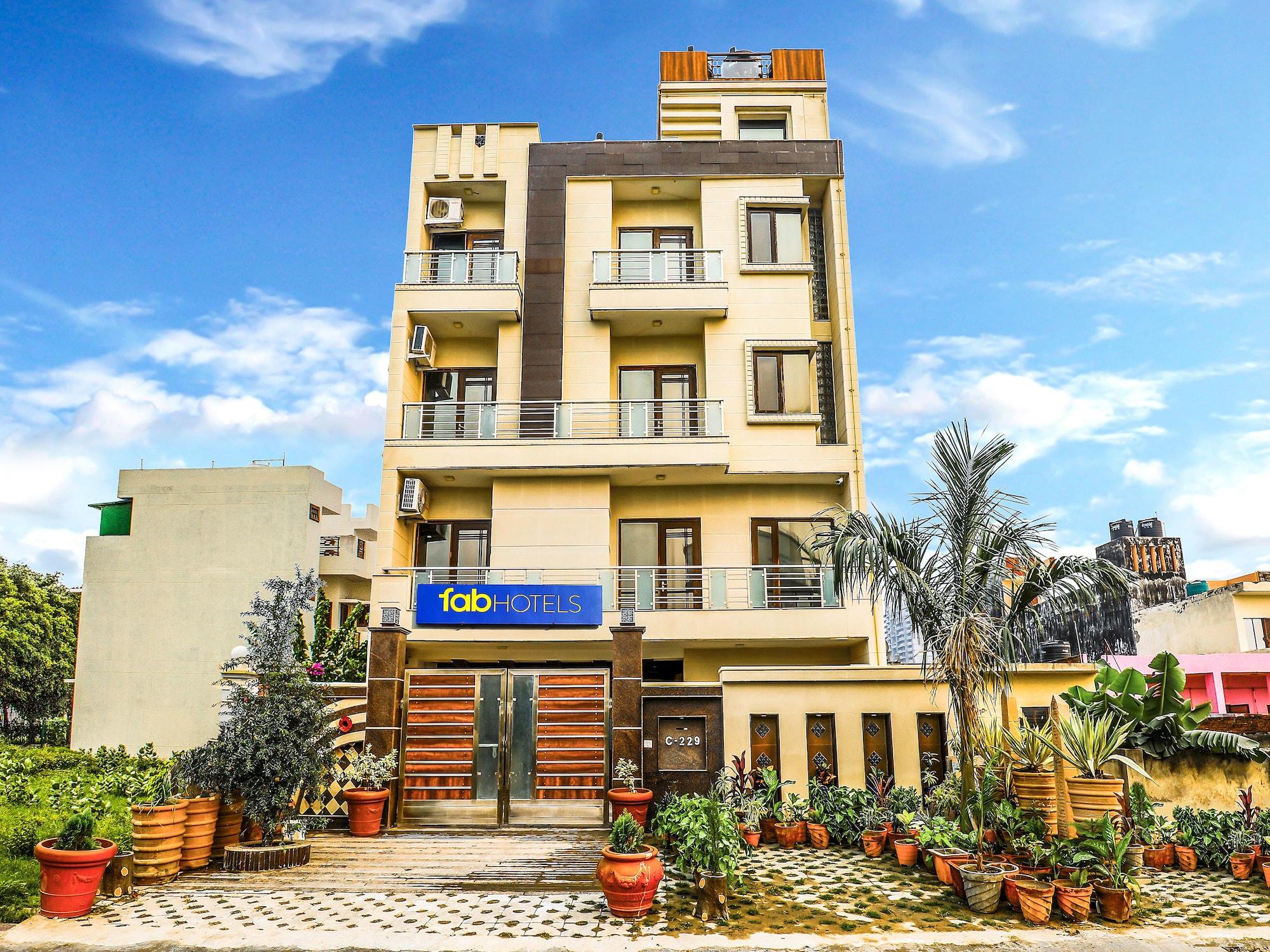 Itsy Hotels Hamlets Stay Noida Exteriör bild