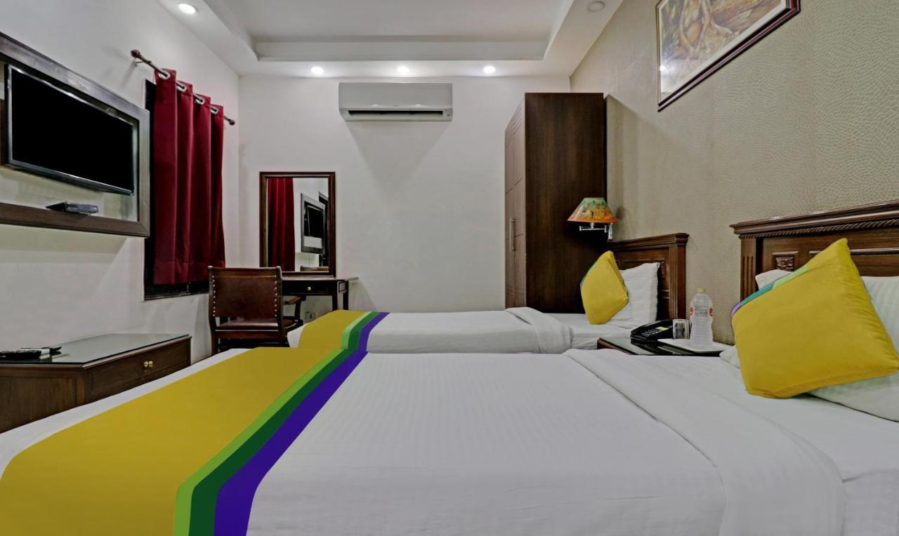 Itsy Hotels Hamlets Stay Noida Exteriör bild