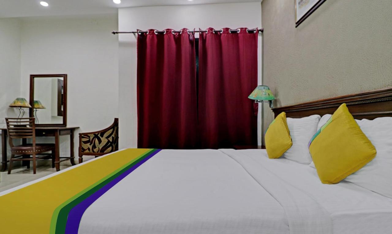 Itsy Hotels Hamlets Stay Noida Exteriör bild