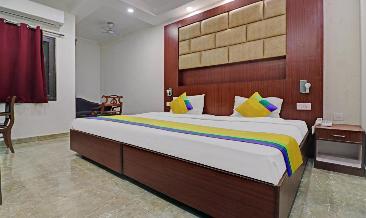 Itsy Hotels Hamlets Stay Noida Exteriör bild